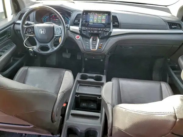 5FNRL6H83JB021505 2018 HONDA ODYSSEY - Image 8