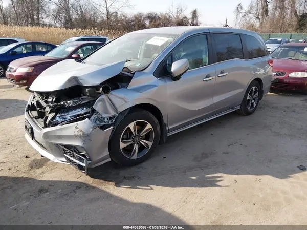5FNRL6H83JB023271 2018 HONDA ODYSSEY - Image 2
