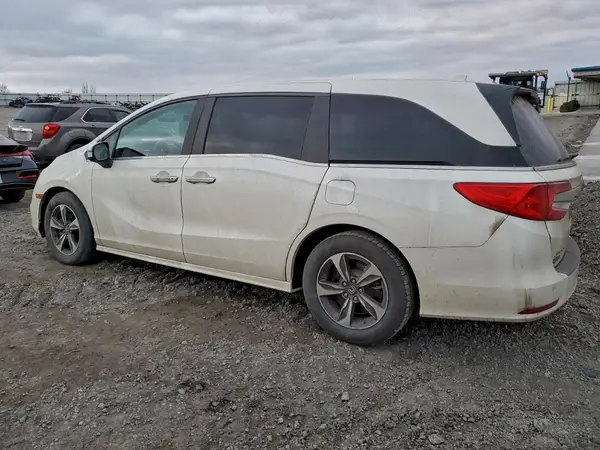 5FNRL6H83JB028048 2018 HONDA ODYSSEY - Image 2
