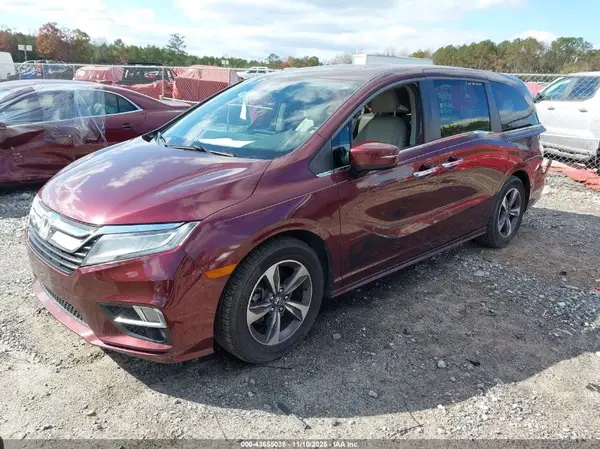 5FNRL6H83JB037607 2018 HONDA ODYSSEY - Image 2