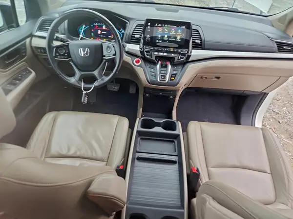 5FNRL6H83KB067840 2019 HONDA ODYSSEY - Image 8