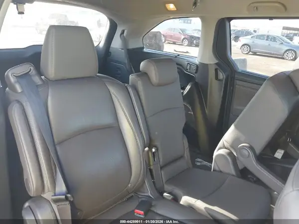 5FNRL6H83KB068535 2019 HONDA ODYSSEY - Image 8