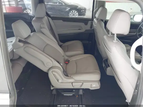5FNRL6H83NB021400 2022 HONDA ODYSSEY - Image 8