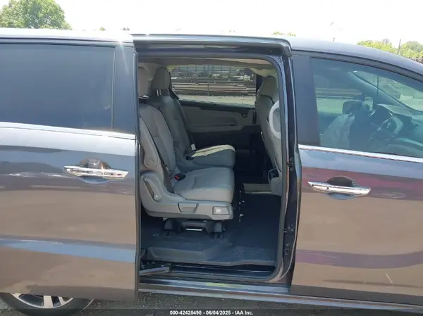 5FNRL6H83NB023583 2022 HONDA ODYSSEY - Image 8