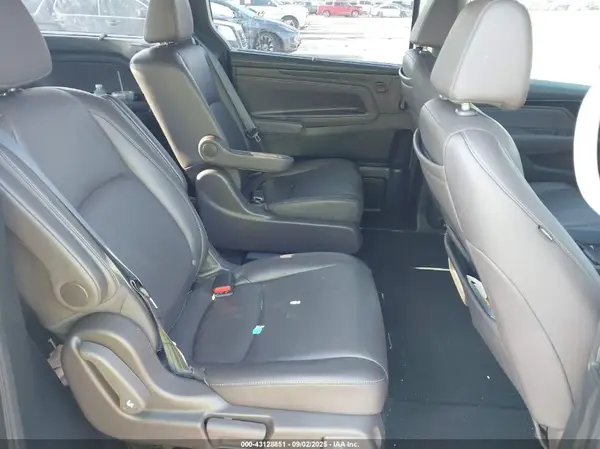 5FNRL6H83PB020721 2023 HONDA ODYSSEY - Image 8