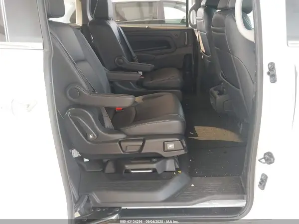 5FNRL6H83PB049846 2023 HONDA ODYSSEY - Image 8