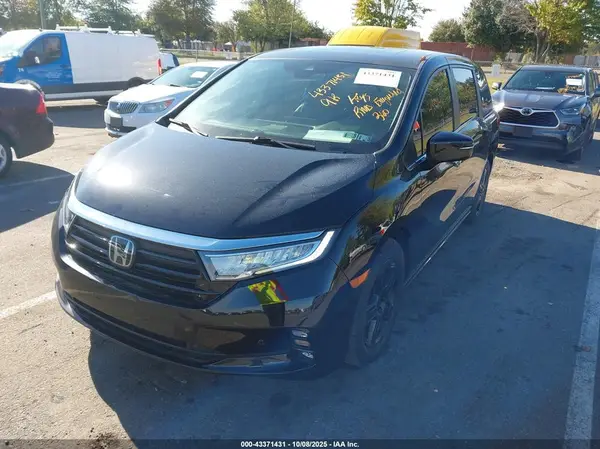 5FNRL6H83PB060524 2023 HONDA ODYSSEY - Image 2