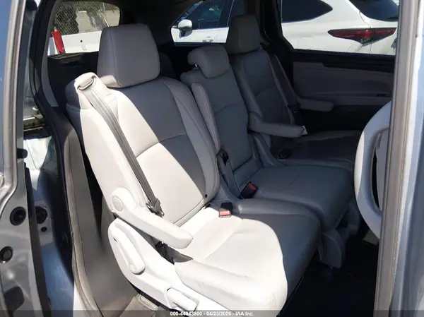 5FNRL6H83PB063553 2023 HONDA ODYSSEY - Image 8