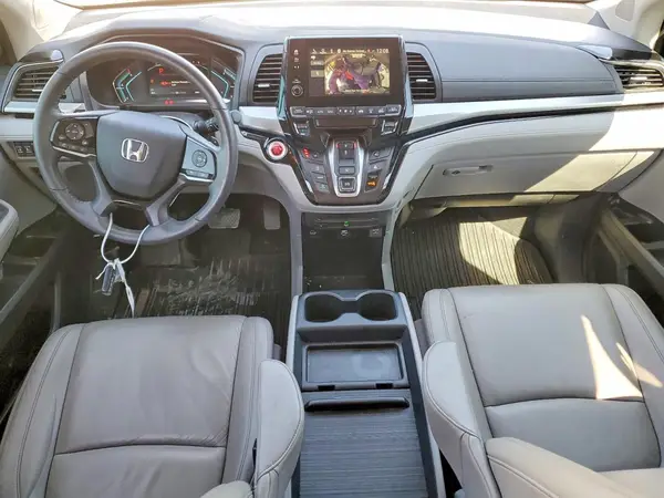 5FNRL6H83RB001783 2024 HONDA ODYSSEY - Image 8