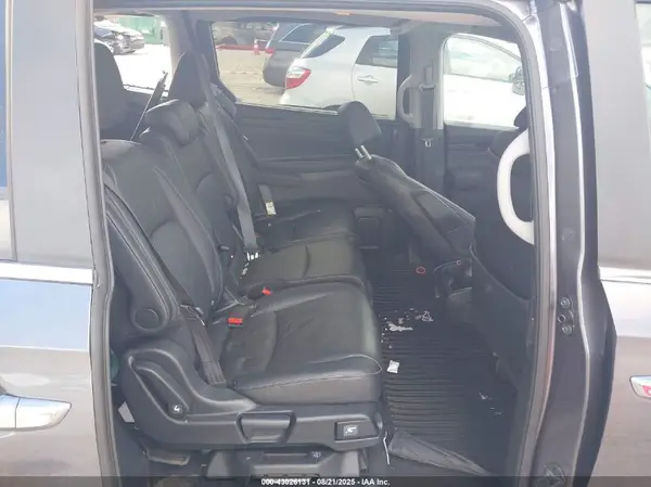 5FNRL6H83RB030233 2024 HONDA ODYSSEY - Image 8