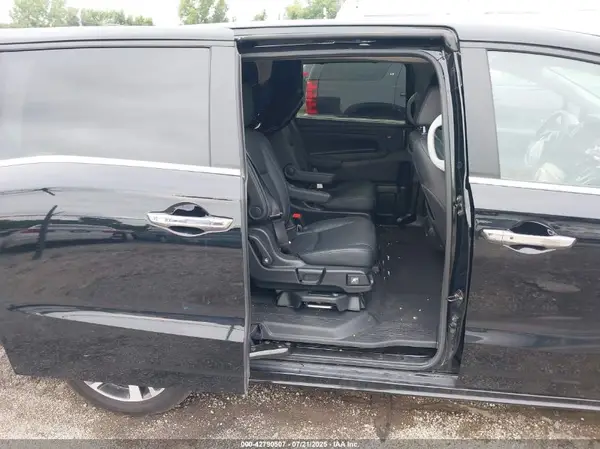 5FNRL6H83RB034654 2024 HONDA ODYSSEY - Image 8