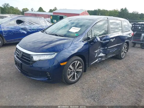 5FNRL6H83RB039661 2024 HONDA ODYSSEY - Image 2