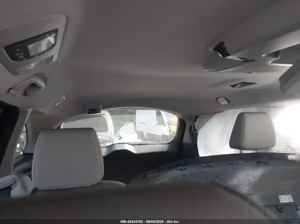 5FNRL6H83RB064687 2024 HONDA ODYSSEY - Image 8