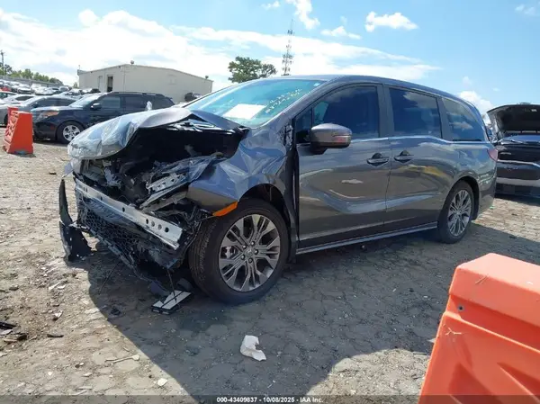5FNRL6H83SB023692 2025 HONDA ODYSSEY - Image 2