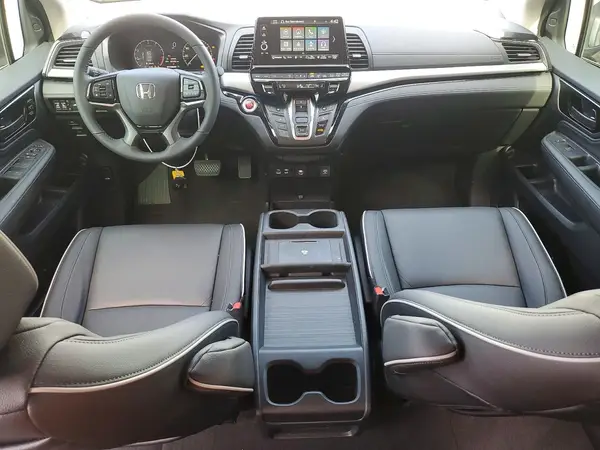 5FNRL6H83TB028764 2026 HONDA ODYSSEY - Image 8