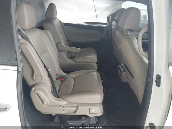 5FNRL6H84KB081875 2019 HONDA ODYSSEY - Image 8