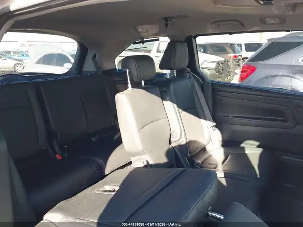5FNRL6H84PB061570 2023 HONDA ODYSSEY - Image 8