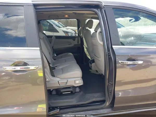 5FNRL6H84RB037305 2024 HONDA ODYSSEY - Image 8