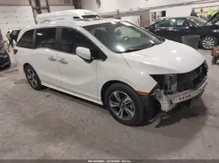 5FNRL6H85JB015477 2018 HONDA ODYSSEY