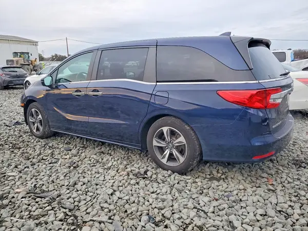 5FNRL6H85JB020985 2018 HONDA ODYSSEY - Image 2