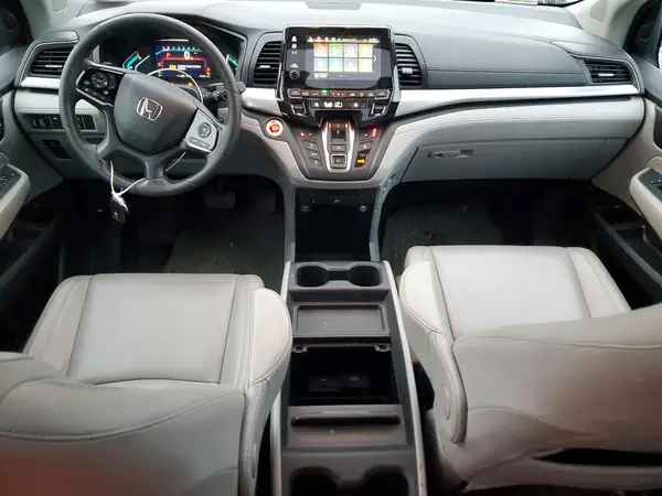 5FNRL6H85JB020985 2018 HONDA ODYSSEY - Image 8