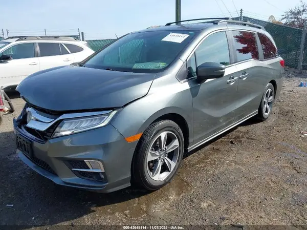 5FNRL6H85JB044090 2018 HONDA ODYSSEY - Image 2
