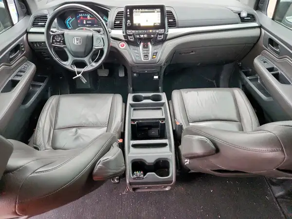 5FNRL6H85JB048995 2018 HONDA ODYSSEY - Image 8