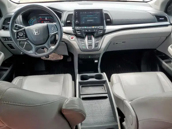 5FNRL6H85JB050505 2018 HONDA ODYSSEY - Image 8