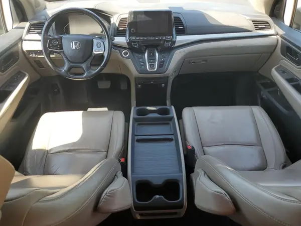 5FNRL6H85JB059706 2018 HONDA ODYSSEY - Image 8