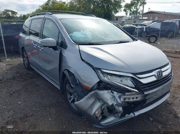 2018 HONDA ODYSSEY auction photo 6