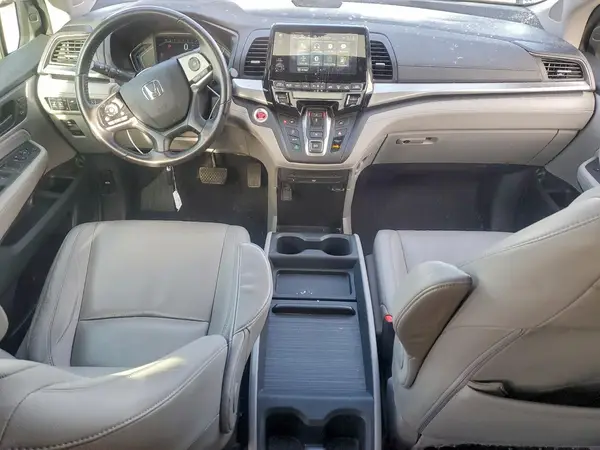 5FNRL6H85JB078725 2018 HONDA ODYSSEY - Image 8