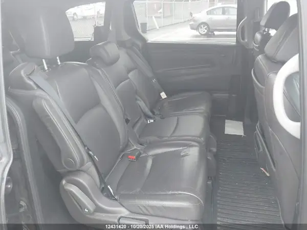 5FNRL6H85JB505580 2018 HONDA ODYSSEY - Image 8