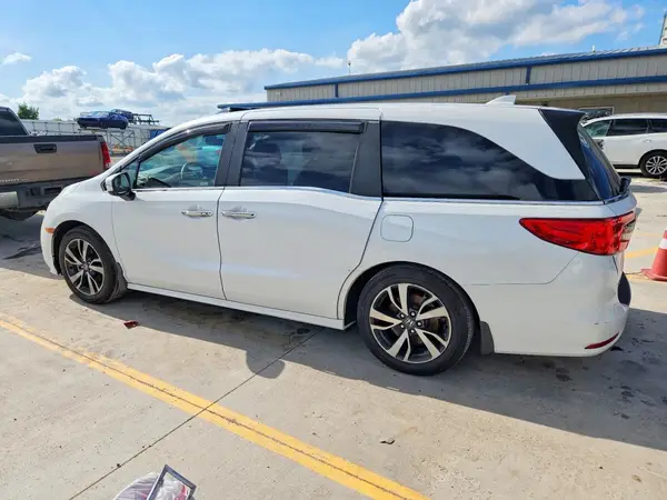 5FNRL6H85MB002474 2021 HONDA ODYSSEY - Image 2