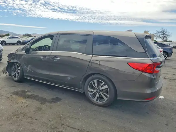 5FNRL6H85PB028366 2023 HONDA ODYSSEY - Image 2