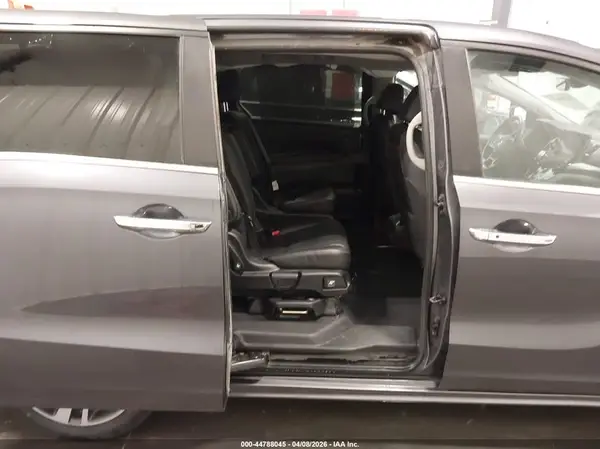5FNRL6H85PB032580 2023 HONDA ODYSSEY - Image 8