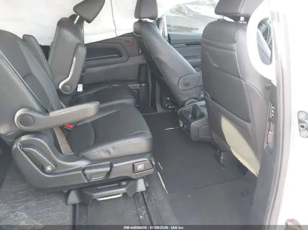 5FNRL6H85PB073632 2023 HONDA ODYSSEY - Image 8