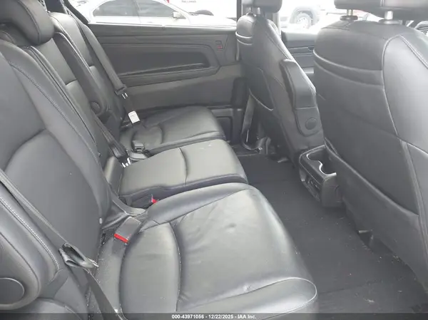 5FNRL6H85RB011750 2024 HONDA ODYSSEY - Image 8