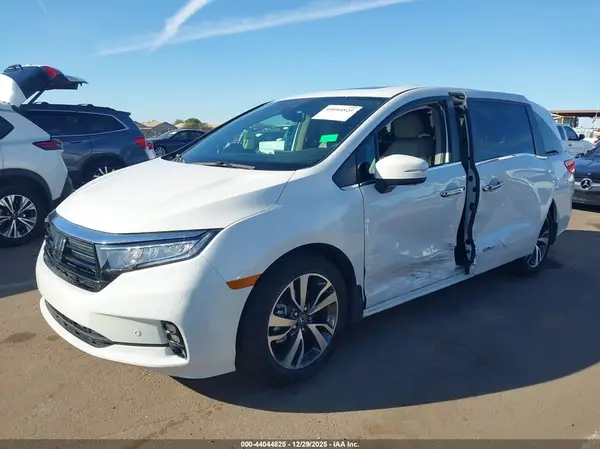 5FNRL6H85RB034493 2024 HONDA ODYSSEY - Image 2