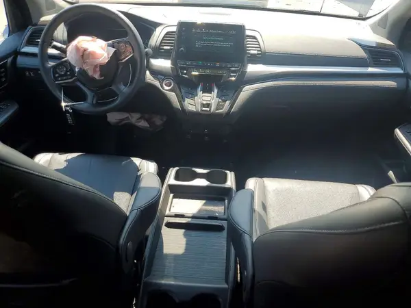 5FNRL6H85RB039032 2024 HONDA ODYSSEY - Image 8