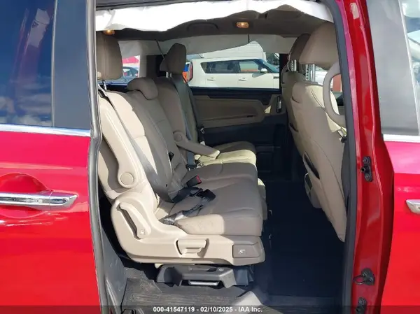 5FNRL6H85RB074041 2024 HONDA ODYSSEY - Image 8