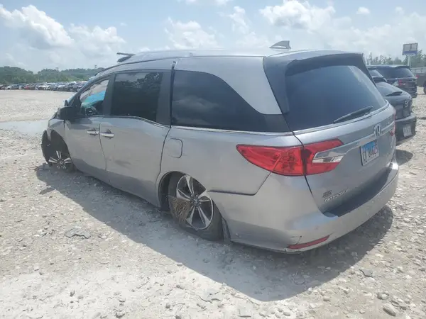 5FNRL6H86JB006545 2018 HONDA ODYSSEY - Image 2