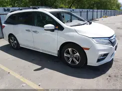 5FNRL6H86JB011650 2018 HONDA ODYSSEY