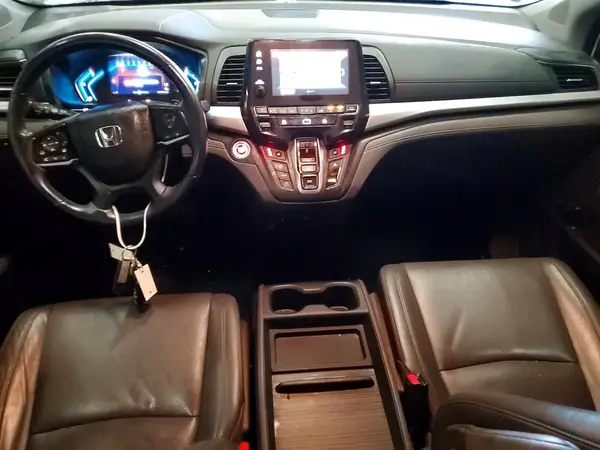 5FNRL6H86JB015472 2018 HONDA ODYSSEY - Image 8