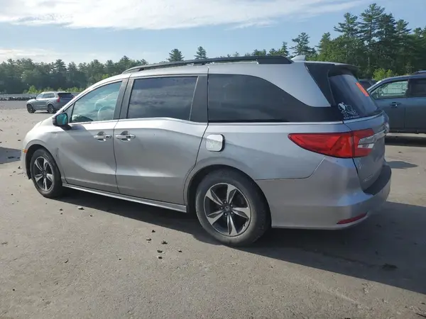 5FNRL6H86JB033129 2018 HONDA ODYSSEY - Image 2