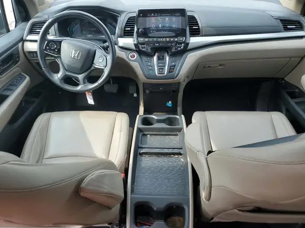 5FNRL6H86JB034202 2018 HONDA ODYSSEY - Image 8