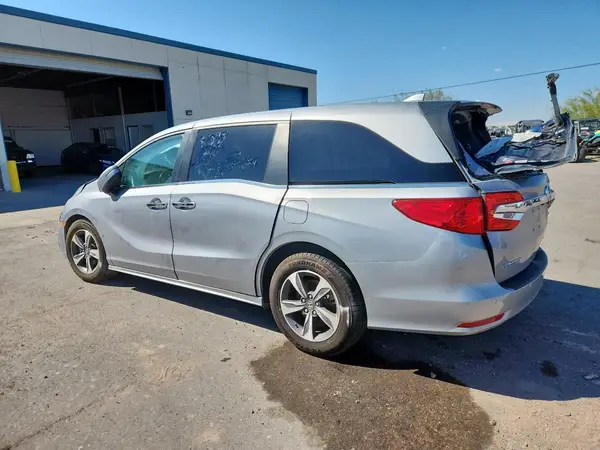 5FNRL6H86JB042493 2018 HONDA ODYSSEY - Image 2