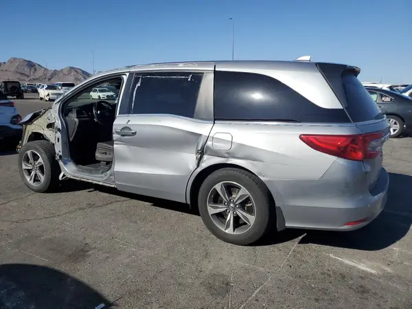 5FNRL6H86JB052103 2018 HONDA ODYSSEY - Image 2