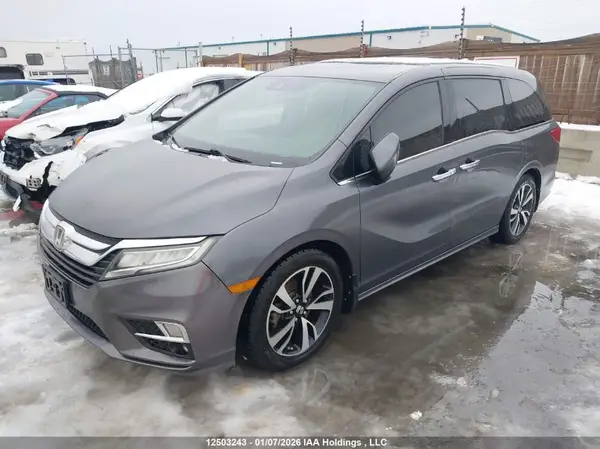 5FNRL6H86JB503028 2018 HONDA ODYSSEY - Image 2