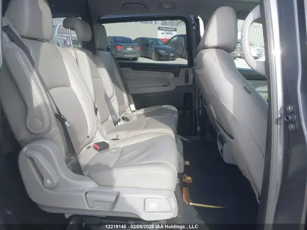 5FNRL6H86JB506981 2018 HONDA ODYSSEY - Image 8