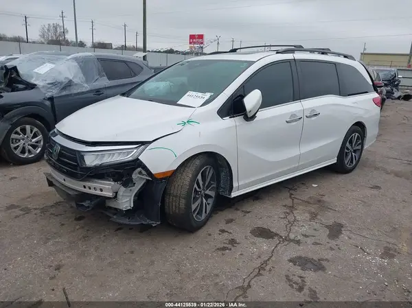 5FNRL6H86RB026399 2024 HONDA ODYSSEY - Image 2
